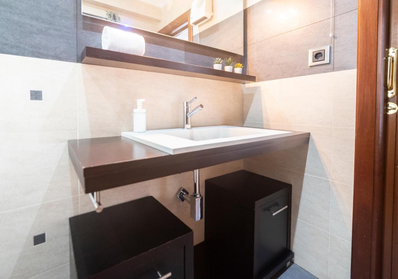 Апартаменты Apartamento Victoria Феррол Экстерьер фото