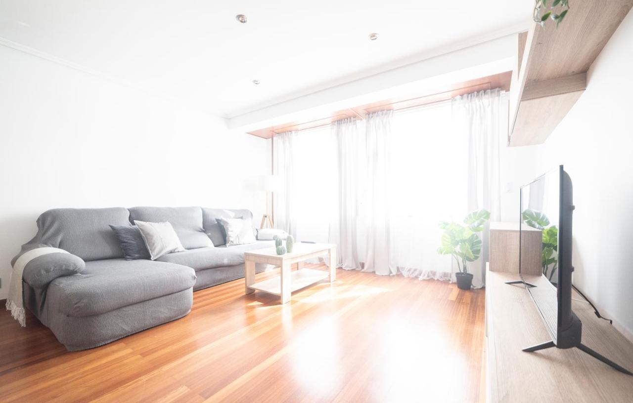 Апартаменты Apartamento Victoria Феррол Экстерьер фото